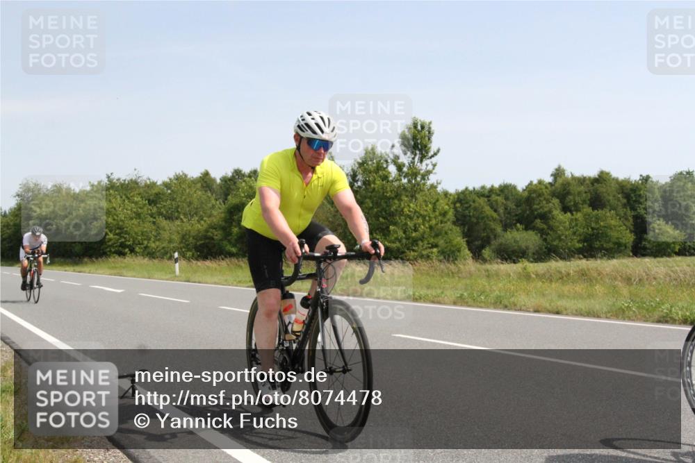 22.06.2025 - Viking Triathlon Yannick Fuchs http://msf.ph/oto/8074478 22.06.2025 11:24:19 Radfahren 241, 313, 383, 540, 618 meine-sportfotos.de