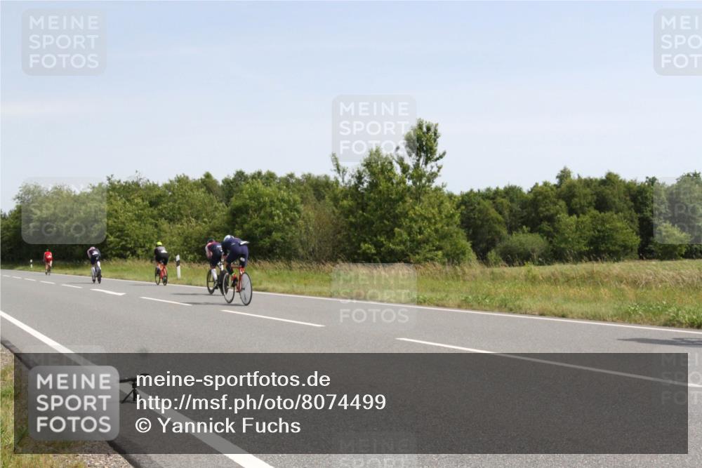 22.06.2025 - Viking Triathlon Yannick Fuchs http://msf.ph/oto/8074499 22.06.2025 11:24:36 Radfahren 10, 122, 178, 247, 526, 544, 617, 620 meine-sportfotos.de