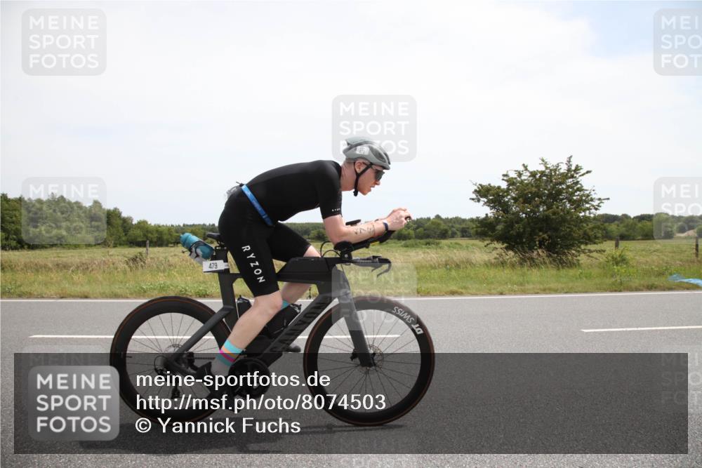22.06.2025 - Viking Triathlon Yannick Fuchs http://msf.ph/oto/8074503 22.06.2025 13:07:14 Radfahren 66, 441, 479, 519 meine-sportfotos.de