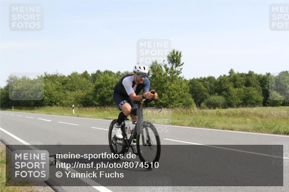 22.06.2025 - Viking Triathlon Yannick Fuchs http://msf.ph/oto/8074510 22.06.2025 11:24:55 Radfahren 204, 548, 603 meine-sportfotos.de