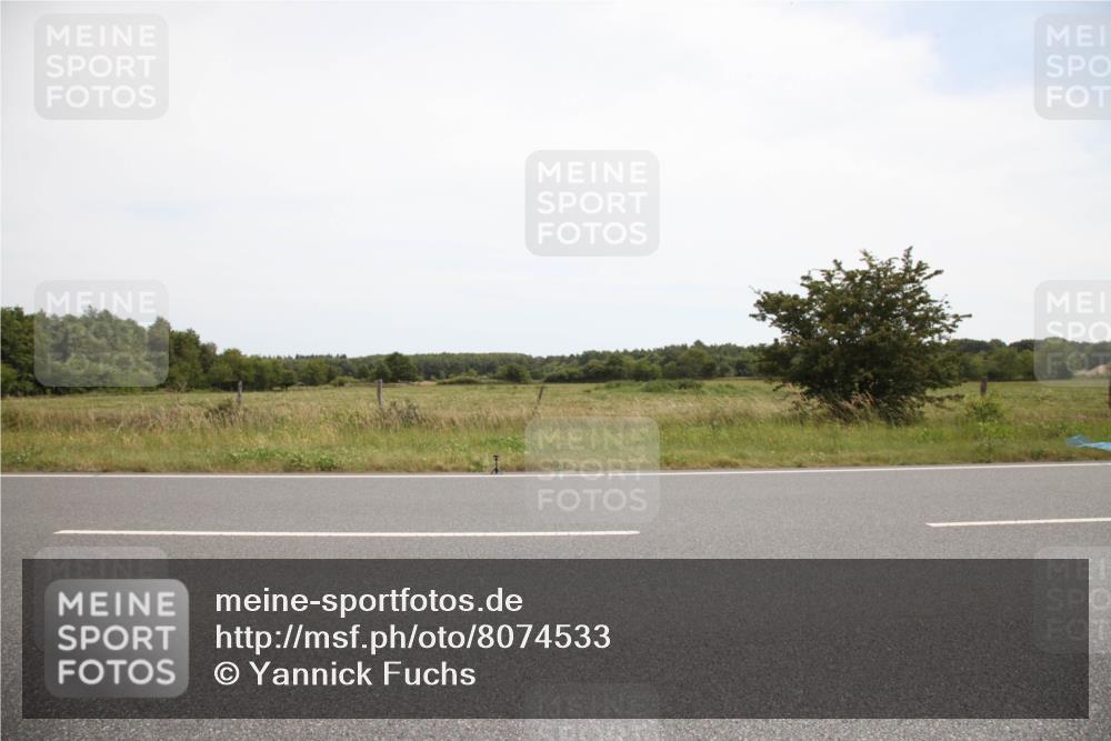 22.06.2025 - Viking Triathlon Yannick Fuchs http://msf.ph/oto/8074533 22.06.2025 13:07:34 Radfahren  meine-sportfotos.de