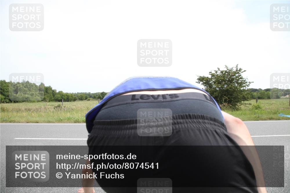 22.06.2025 - Viking Triathlon Yannick Fuchs http://msf.ph/oto/8074541 22.06.2025 13:07:35 Radfahren  meine-sportfotos.de
