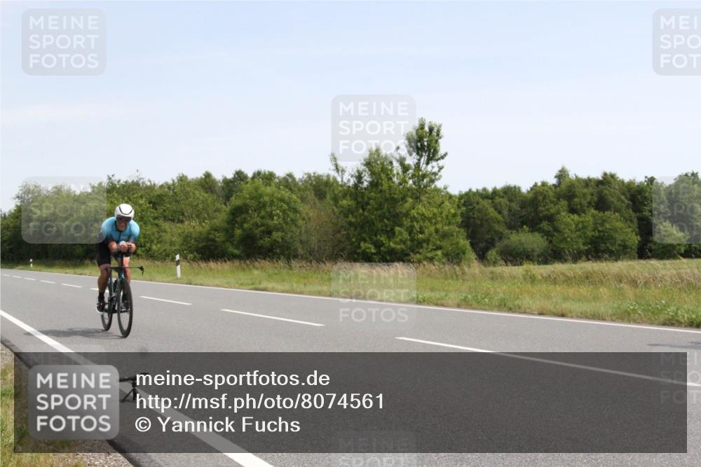 22.06.2025 - Viking Triathlon Yannick Fuchs http://msf.ph/oto/8074561 22.06.2025 11:26:01 Radfahren 117, 325, 344, 451, 499 meine-sportfotos.de