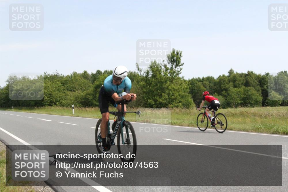22.06.2025 - Viking Triathlon Yannick Fuchs http://msf.ph/oto/8074563 22.06.2025 11:26:01 Radfahren 117, 325, 344, 451, 499 meine-sportfotos.de