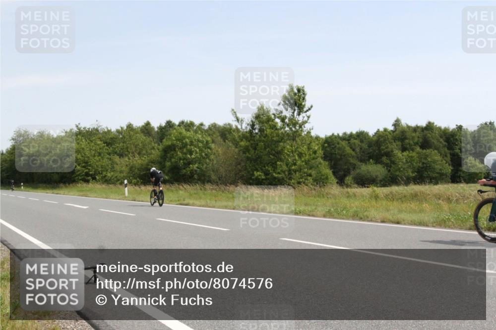 22.06.2025 - Viking Triathlon Yannick Fuchs http://msf.ph/oto/8074576 22.06.2025 11:26:18 Radfahren 15, 234, 272, 298, 556 meine-sportfotos.de