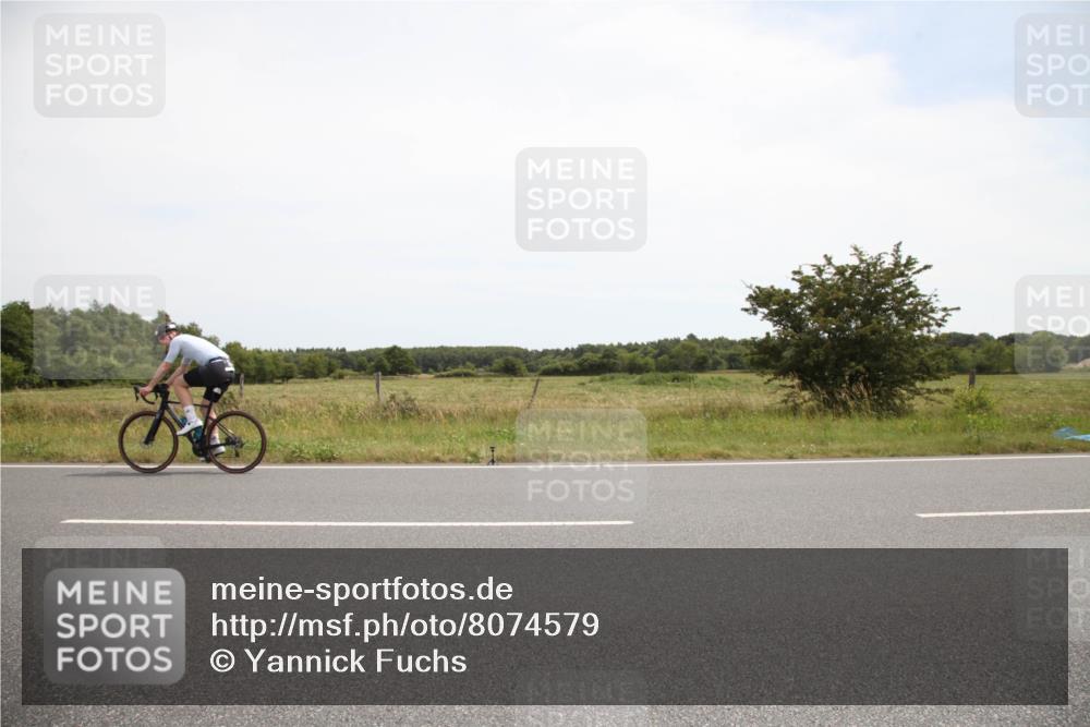 22.06.2025 - Viking Triathlon Yannick Fuchs http://msf.ph/oto/8074579 22.06.2025 13:08:39 Radfahren 357 meine-sportfotos.de