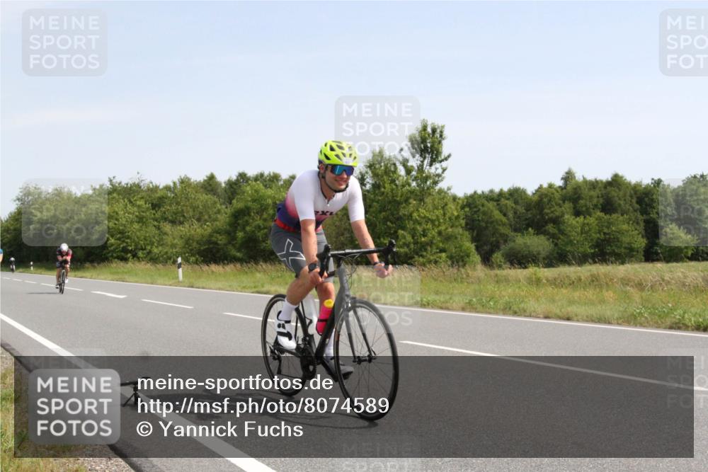 22.06.2025 - Viking Triathlon Yannick Fuchs http://msf.ph/oto/8074589 22.06.2025 11:26:48 Radfahren 59, 163, 176, 357, 386, 415, 485 meine-sportfotos.de
