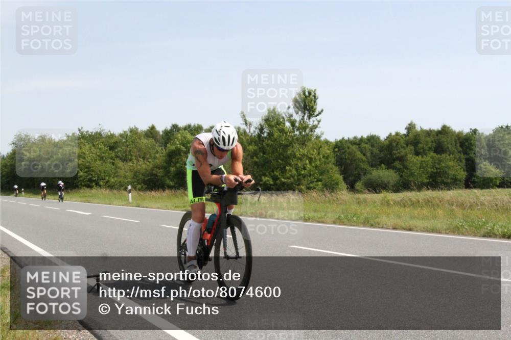 22.06.2025 - Viking Triathlon Yannick Fuchs http://msf.ph/oto/8074600 22.06.2025 11:26:59 Radfahren 145, 248, 368 meine-sportfotos.de