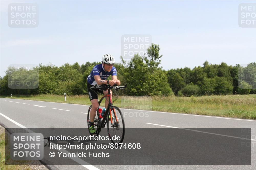 22.06.2025 - Viking Triathlon Yannick Fuchs http://msf.ph/oto/8074608 22.06.2025 11:27:15 Radfahren 253, 437, 529 meine-sportfotos.de
