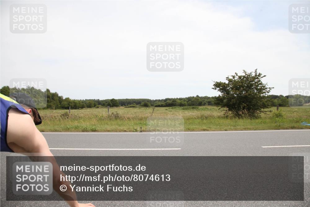 22.06.2025 - Viking Triathlon Yannick Fuchs http://msf.ph/oto/8074613 22.06.2025 13:09:03 Radfahren 283, 606 meine-sportfotos.de