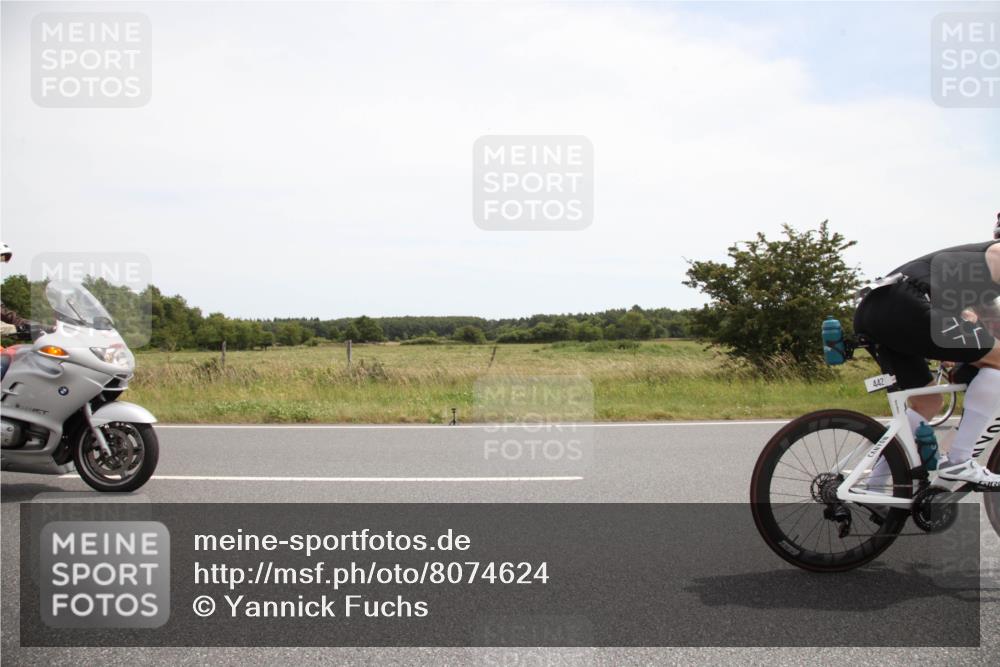 22.06.2025 - Viking Triathlon Yannick Fuchs http://msf.ph/oto/8074624 22.06.2025 13:09:22 Radfahren 109, 442, 447, 639 meine-sportfotos.de