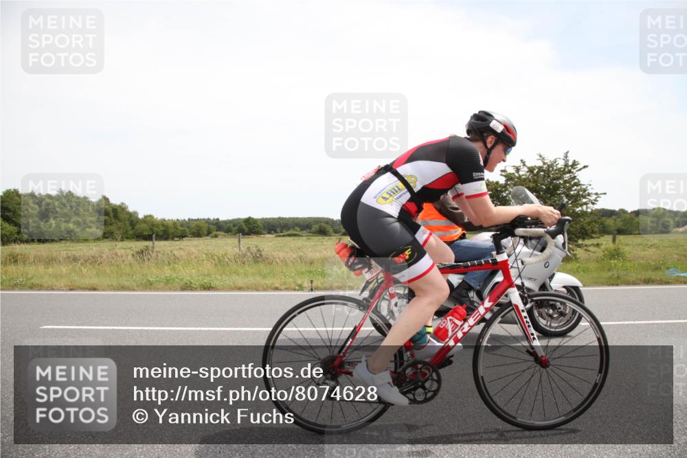 22.06.2025 - Viking Triathlon Yannick Fuchs http://msf.ph/oto/8074628 22.06.2025 13:09:22 Radfahren 109, 442, 447, 639 meine-sportfotos.de
