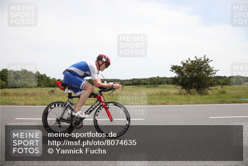22.06.2025 - Viking Triathlon Yannick Fuchs http://msf.ph/oto/8074635 22.06.2025 13:09:25 Radfahren 131, 369, 442, 447, 639 meine-sportfotos.de