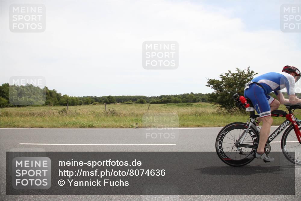 22.06.2025 - Viking Triathlon Yannick Fuchs http://msf.ph/oto/8074636 22.06.2025 13:09:26 Radfahren 131, 369, 442, 639 meine-sportfotos.de