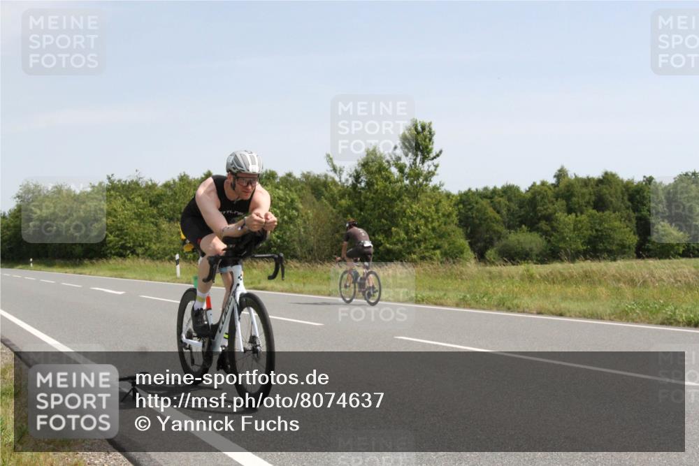 22.06.2025 - Viking Triathlon Yannick Fuchs http://msf.ph/oto/8074637 22.06.2025 11:27:57 Radfahren 180, 222, 513 meine-sportfotos.de