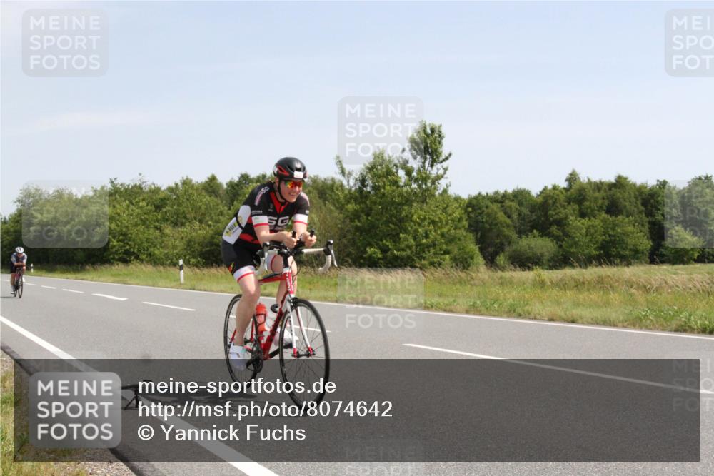 22.06.2025 - Viking Triathlon Yannick Fuchs http://msf.ph/oto/8074642 22.06.2025 11:28:07 Radfahren 86, 266, 433, 454, 639 meine-sportfotos.de