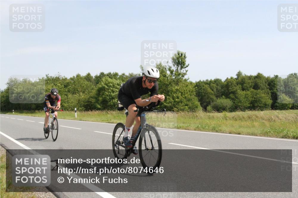 22.06.2025 - Viking Triathlon Yannick Fuchs http://msf.ph/oto/8074646 22.06.2025 11:28:12 Radfahren 266, 331, 337, 433, 454, 459 meine-sportfotos.de