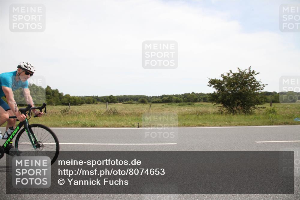 22.06.2025 - Viking Triathlon Yannick Fuchs http://msf.ph/oto/8074653 22.06.2025 13:10:04 Radfahren 25, 128 meine-sportfotos.de