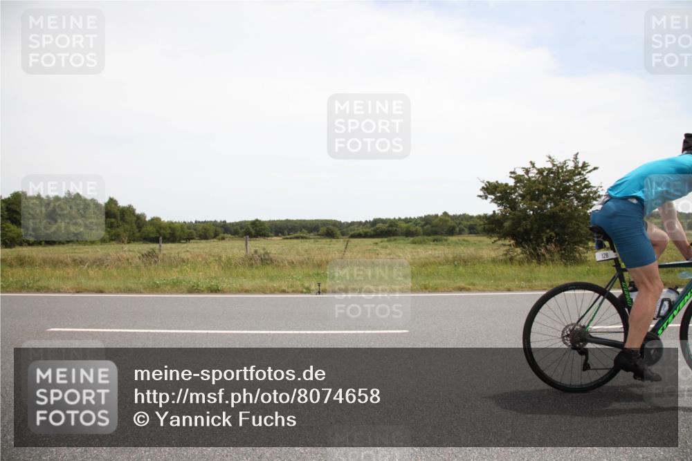 22.06.2025 - Viking Triathlon Yannick Fuchs http://msf.ph/oto/8074658 22.06.2025 13:10:05 Radfahren 25, 128 meine-sportfotos.de