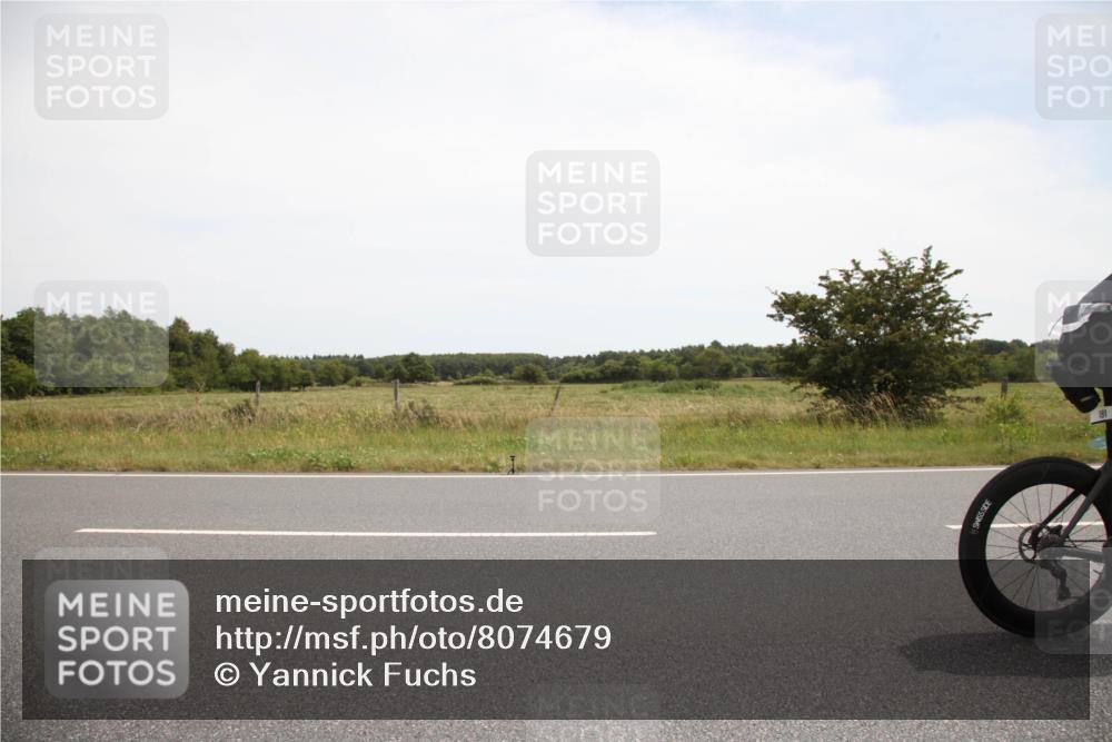 22.06.2025 - Viking Triathlon Yannick Fuchs http://msf.ph/oto/8074679 22.06.2025 13:10:09 Radfahren 25, 128, 181, 614 meine-sportfotos.de