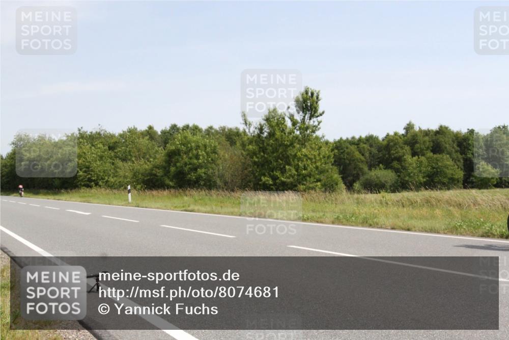 22.06.2025 - Viking Triathlon Yannick Fuchs http://msf.ph/oto/8074681 22.06.2025 11:29:06 Radfahren 14, 251, 310, 394 meine-sportfotos.de