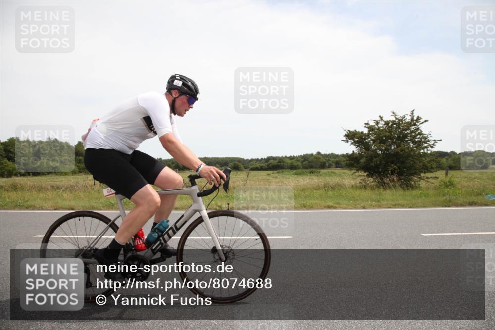 22.06.2025 - Viking Triathlon Yannick Fuchs http://msf.ph/oto/8074688 22.06.2025 13:10:11 Radfahren 181, 614 meine-sportfotos.de
