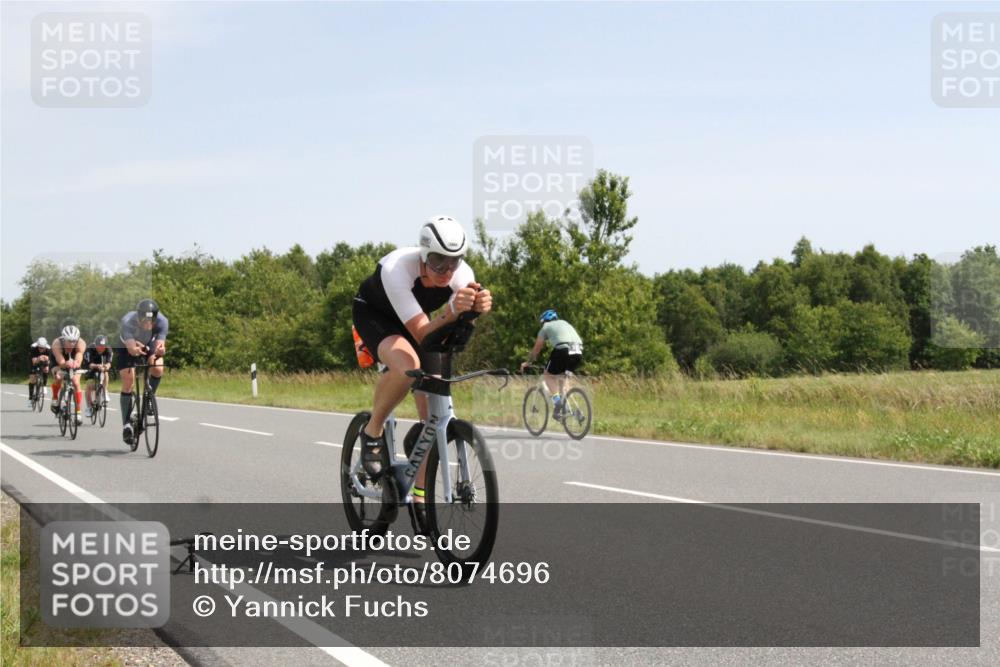 22.06.2025 - Viking Triathlon Yannick Fuchs http://msf.ph/oto/8074696 22.06.2025 11:29:30 Radfahren 78, 93, 110, 281, 305, 314, 320, 411, 427 meine-sportfotos.de