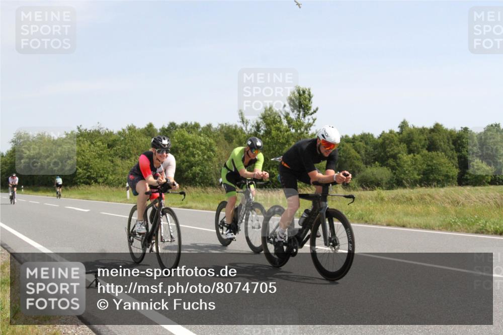 22.06.2025 - Viking Triathlon Yannick Fuchs http://msf.ph/oto/8074705 22.06.2025 11:29:34 Radfahren 78, 83, 93, 110, 254, 281, 314, 320, 375, 411, 427, 487 meine-sportfotos.de