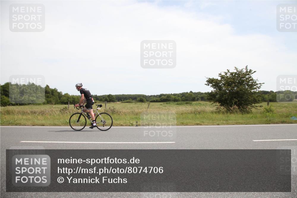 22.06.2025 - Viking Triathlon Yannick Fuchs http://msf.ph/oto/8074706 22.06.2025 13:10:55 Radfahren 621, 634 meine-sportfotos.de