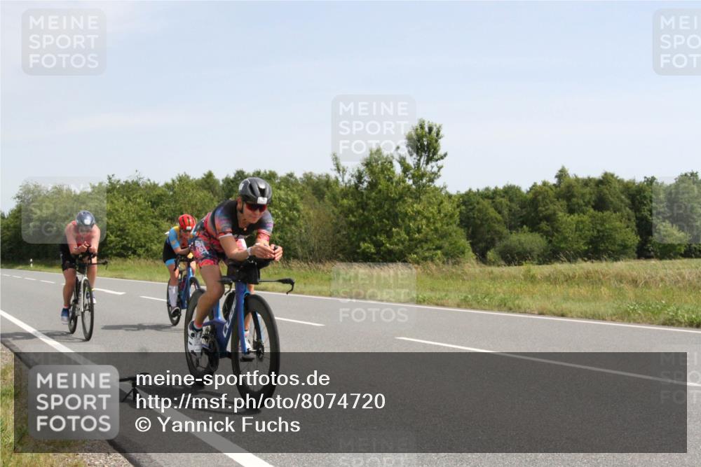 22.06.2025 - Viking Triathlon Yannick Fuchs http://msf.ph/oto/8074720 22.06.2025 11:29:51 Radfahren 72, 131, 154, 553 meine-sportfotos.de