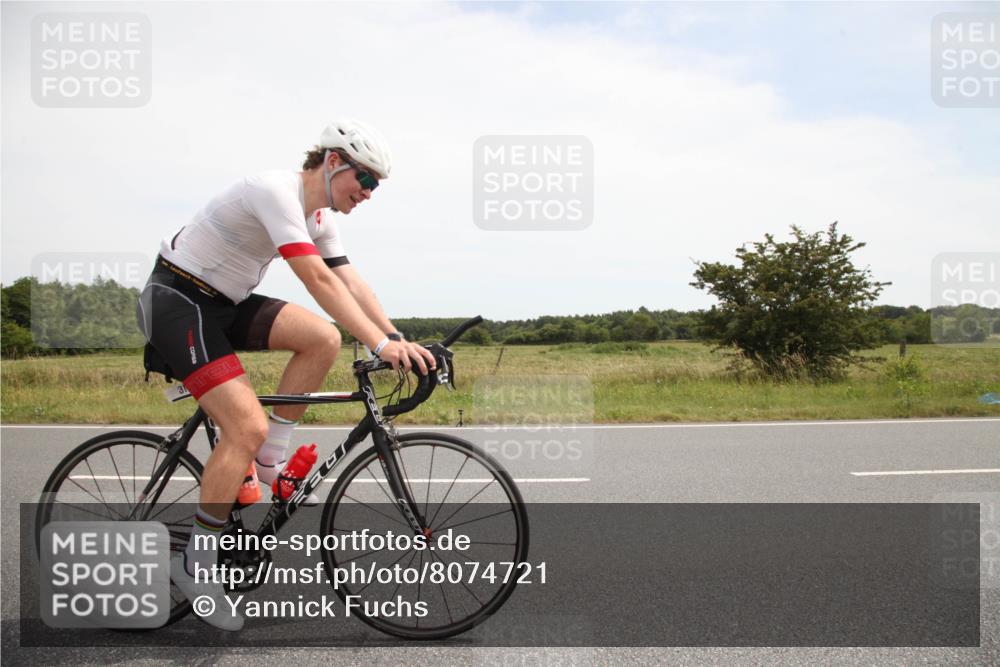 22.06.2025 - Viking Triathlon Yannick Fuchs http://msf.ph/oto/8074721 22.06.2025 13:11:04 Radfahren 291, 318 meine-sportfotos.de