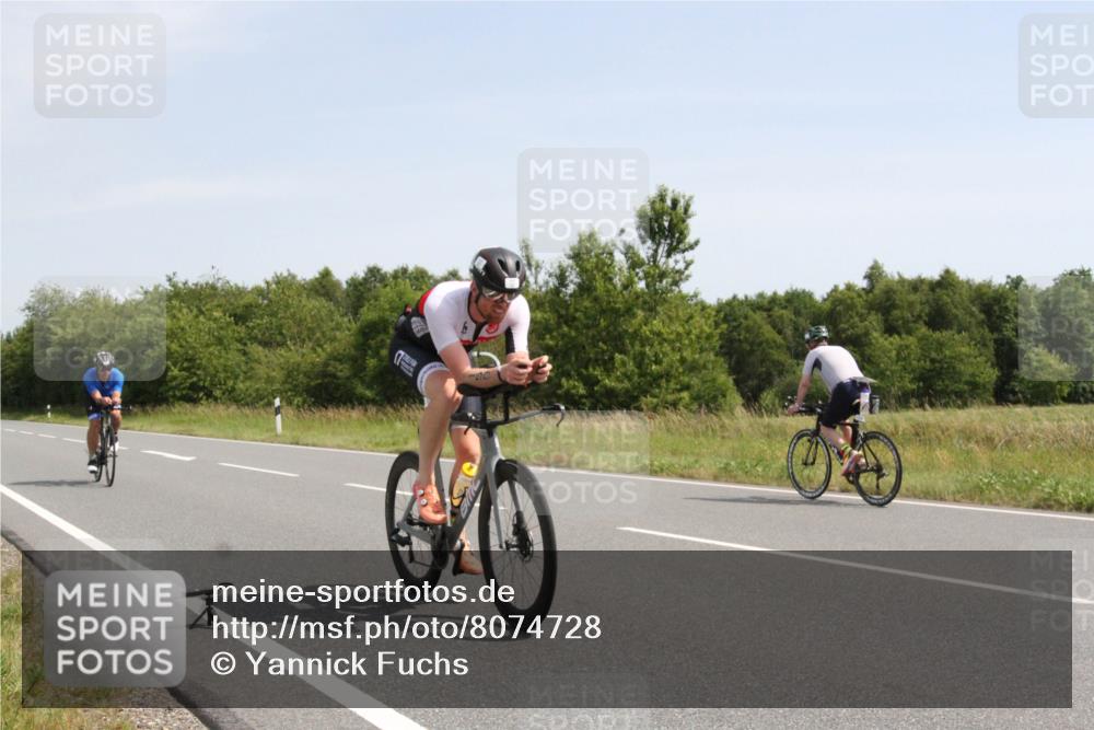 22.06.2025 - Viking Triathlon Yannick Fuchs http://msf.ph/oto/8074728 22.06.2025 11:30:00 Radfahren 150, 153, 270, 370, 651 meine-sportfotos.de
