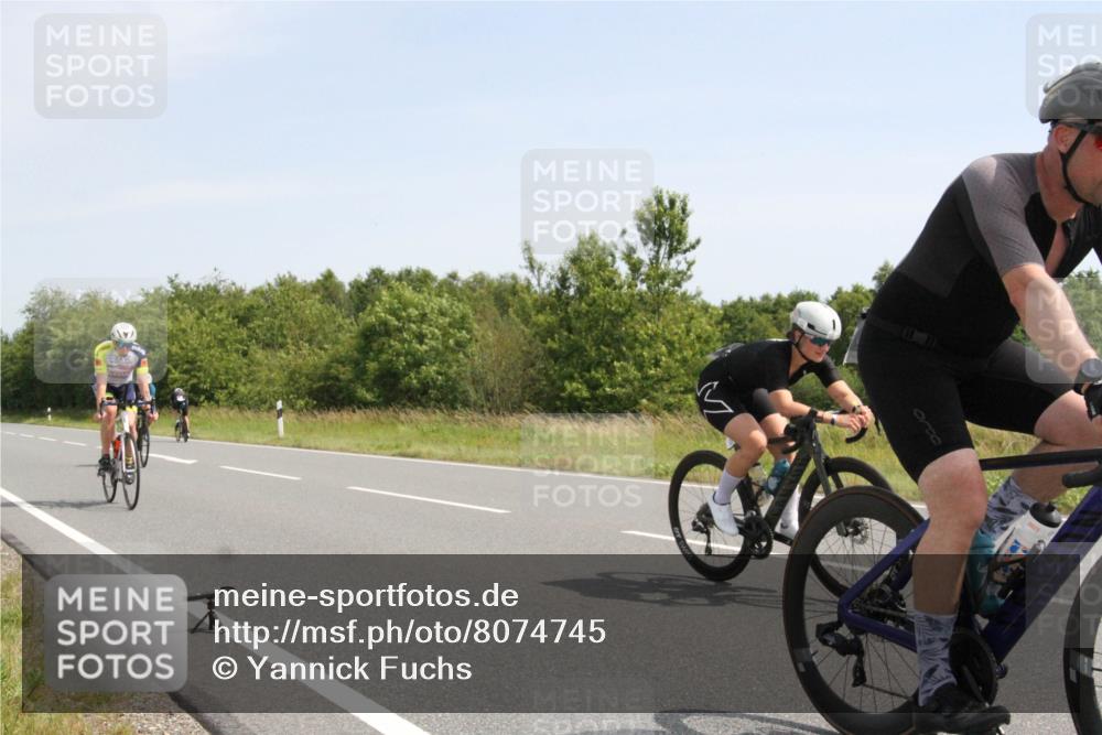 22.06.2025 - Viking Triathlon Yannick Fuchs http://msf.ph/oto/8074745 22.06.2025 11:30:22 Radfahren 99, 275, 288, 324, 505, 530, 655, 657 meine-sportfotos.de