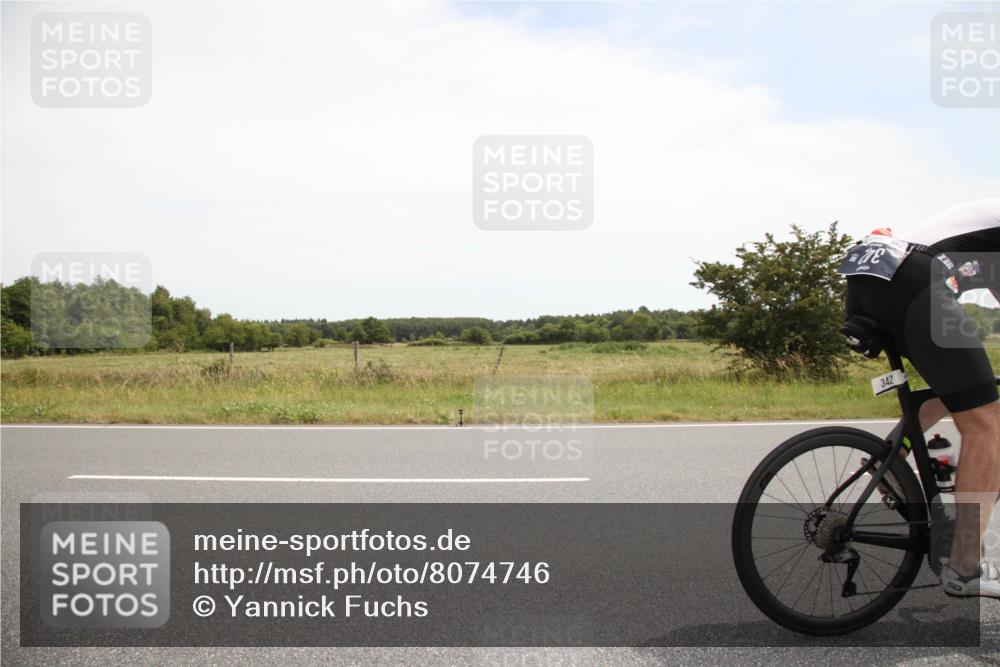 22.06.2025 - Viking Triathlon Yannick Fuchs http://msf.ph/oto/8074746 22.06.2025 13:11:20 Radfahren 327, 342 meine-sportfotos.de