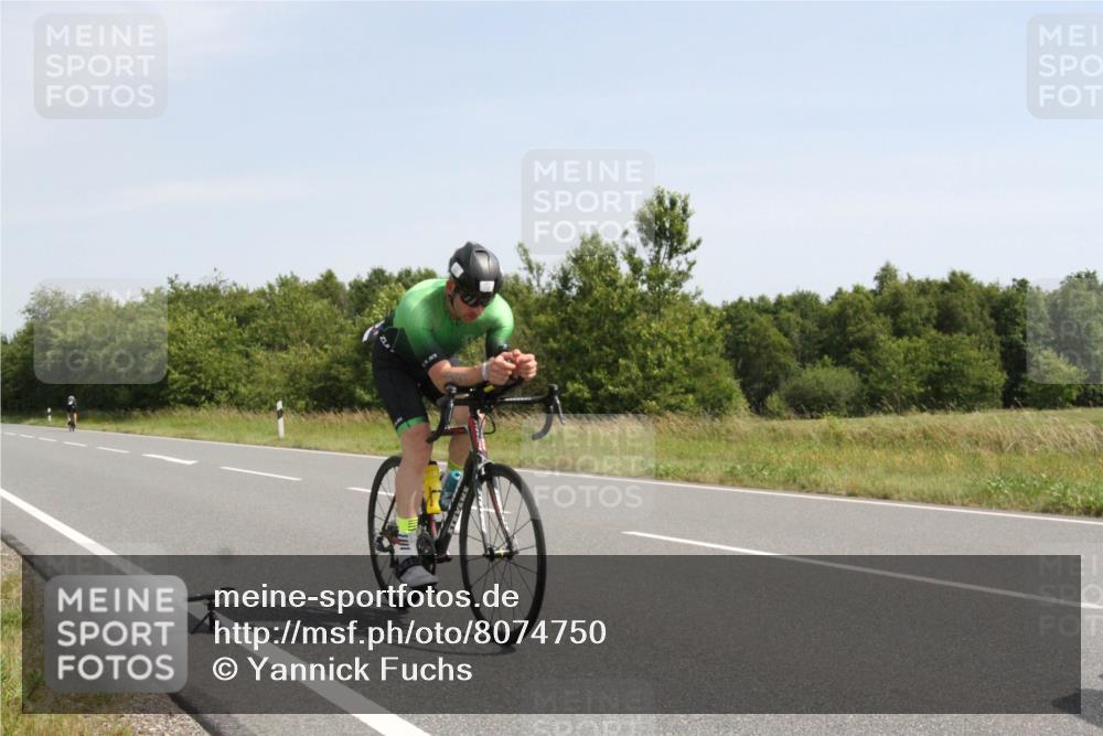 22.06.2025 - Viking Triathlon Yannick Fuchs http://msf.ph/oto/8074750 22.06.2025 11:30:24 Radfahren 99, 275, 324, 505, 530, 655, 657 meine-sportfotos.de