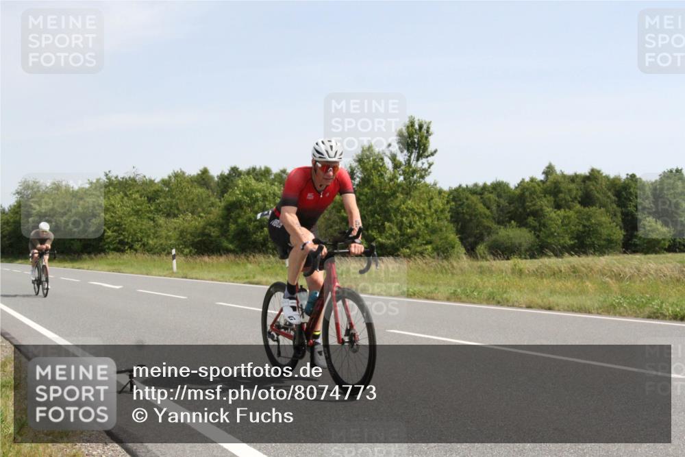 22.06.2025 - Viking Triathlon Yannick Fuchs http://msf.ph/oto/8074773 22.06.2025 11:30:57 Radfahren 329, 335, 408, 511, 535 meine-sportfotos.de