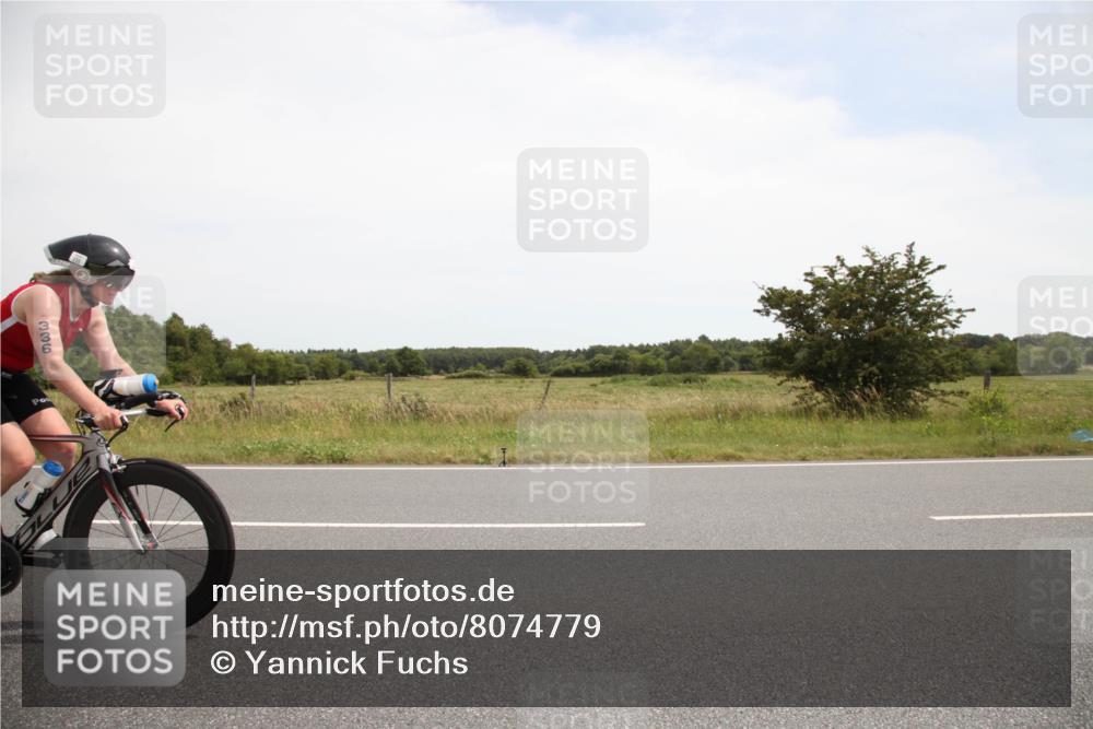 22.06.2025 - Viking Triathlon Yannick Fuchs http://msf.ph/oto/8074779 22.06.2025 13:11:33 Radfahren 328, 336 meine-sportfotos.de