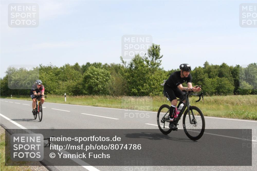 22.06.2025 - Viking Triathlon Yannick Fuchs http://msf.ph/oto/8074786 22.06.2025 11:31:10 Radfahren 139, 156, 358, 419 meine-sportfotos.de