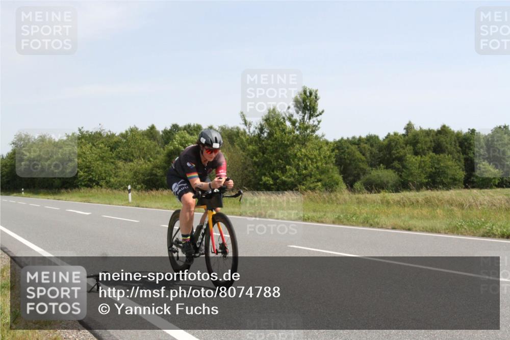 22.06.2025 - Viking Triathlon Yannick Fuchs http://msf.ph/oto/8074788 22.06.2025 11:31:10 Radfahren 139, 156, 358, 419 meine-sportfotos.de