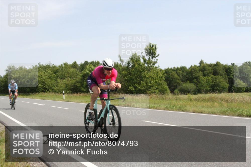 22.06.2025 - Viking Triathlon Yannick Fuchs http://msf.ph/oto/8074793 22.06.2025 11:31:29 Radfahren 54, 188, 361, 440 meine-sportfotos.de