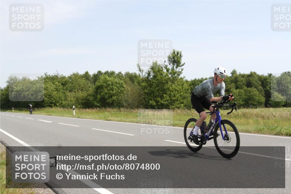 22.06.2025 - Viking Triathlon Yannick Fuchs http://msf.ph/oto/8074800 22.06.2025 11:31:41 Radfahren 245, 624 meine-sportfotos.de