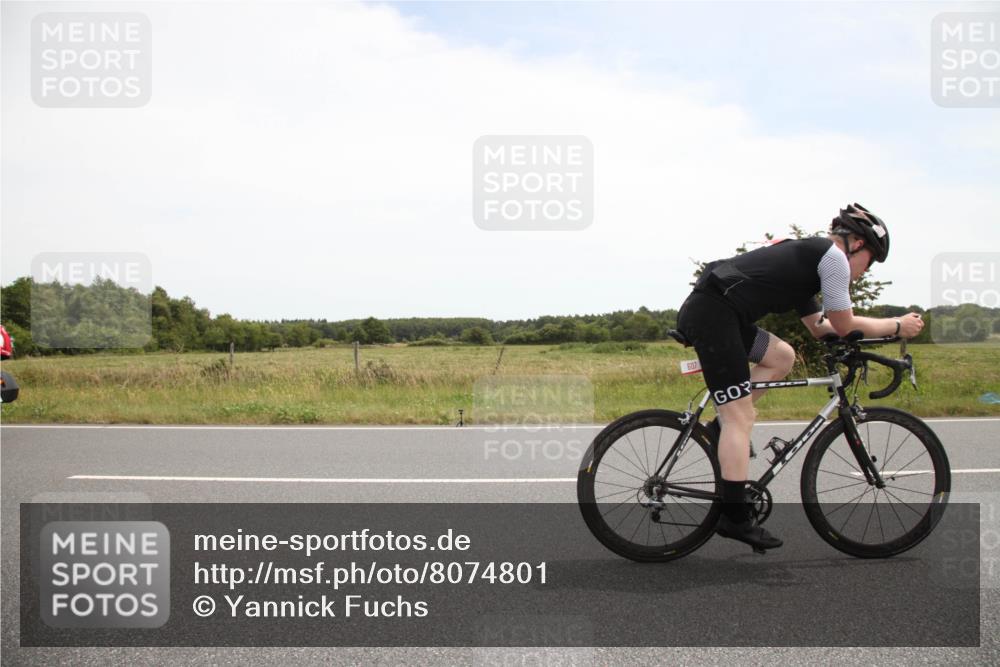 22.06.2025 - Viking Triathlon Yannick Fuchs http://msf.ph/oto/8074801 22.06.2025 13:12:54 Radfahren 303, 439, 607 meine-sportfotos.de