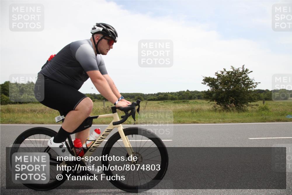 22.06.2025 - Viking Triathlon Yannick Fuchs http://msf.ph/oto/8074803 22.06.2025 13:12:56 Radfahren 199, 303, 439, 607 meine-sportfotos.de