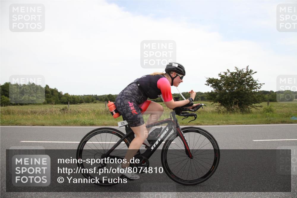 22.06.2025 - Viking Triathlon Yannick Fuchs http://msf.ph/oto/8074810 22.06.2025 13:13:16 Radfahren 320 meine-sportfotos.de