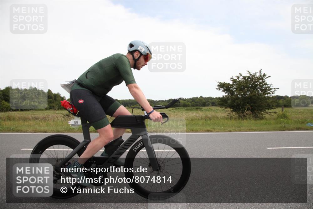 22.06.2025 - Viking Triathlon Yannick Fuchs http://msf.ph/oto/8074814 22.06.2025 13:13:24 Radfahren 64, 186 meine-sportfotos.de