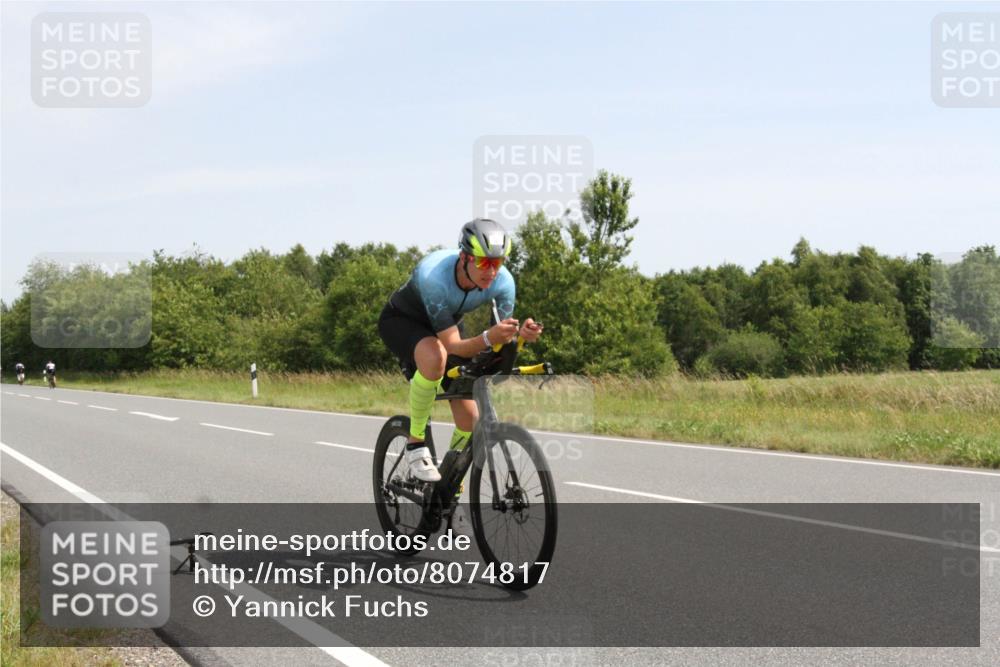 22.06.2025 - Viking Triathlon Yannick Fuchs http://msf.ph/oto/8074817 22.06.2025 11:32:12 Radfahren 181, 220 meine-sportfotos.de