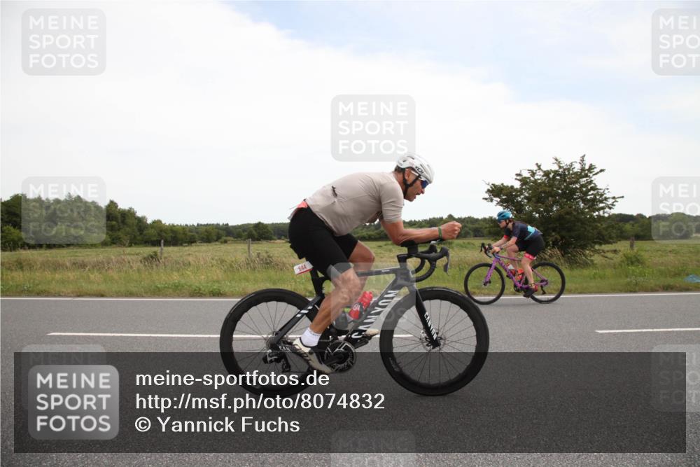 22.06.2025 - Viking Triathlon Yannick Fuchs http://msf.ph/oto/8074832 22.06.2025 13:14:13 Radfahren 165, 644 meine-sportfotos.de