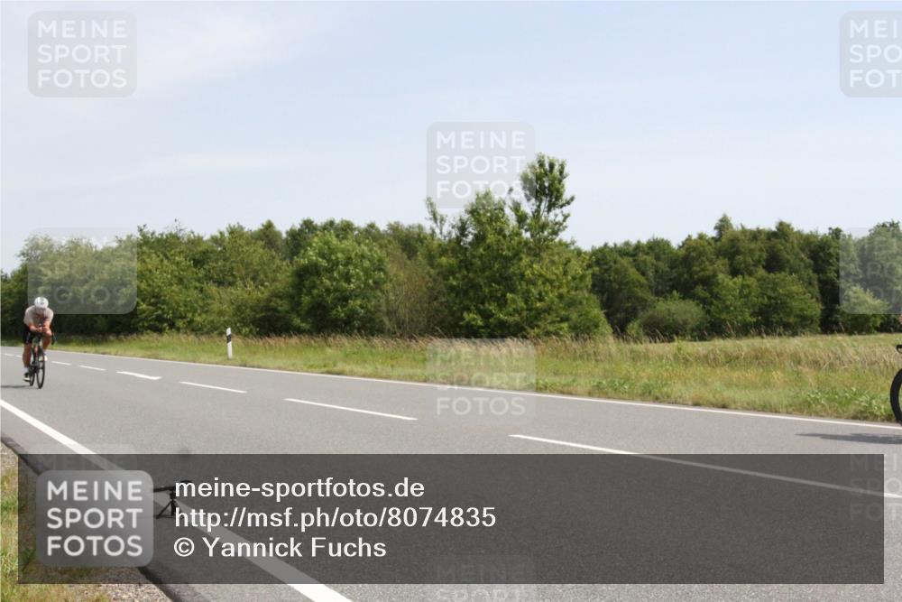 22.06.2025 - Viking Triathlon Yannick Fuchs http://msf.ph/oto/8074835 22.06.2025 11:32:44 Radfahren 8, 89, 115, 203, 644, 653 meine-sportfotos.de