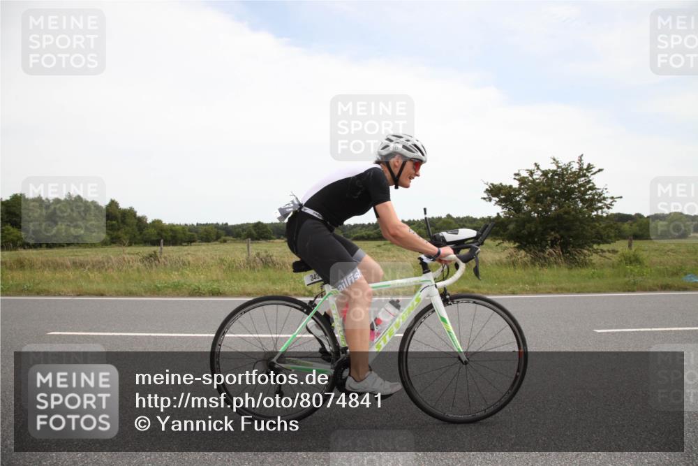 22.06.2025 - Viking Triathlon Yannick Fuchs http://msf.ph/oto/8074841 22.06.2025 13:14:53 Radfahren 343 meine-sportfotos.de