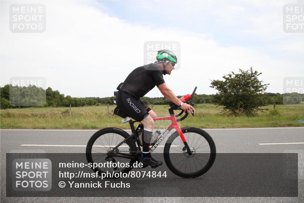 22.06.2025 - Viking Triathlon Yannick Fuchs http://msf.ph/oto/8074844 22.06.2025 13:15:30 Radfahren 43, 410 meine-sportfotos.de
